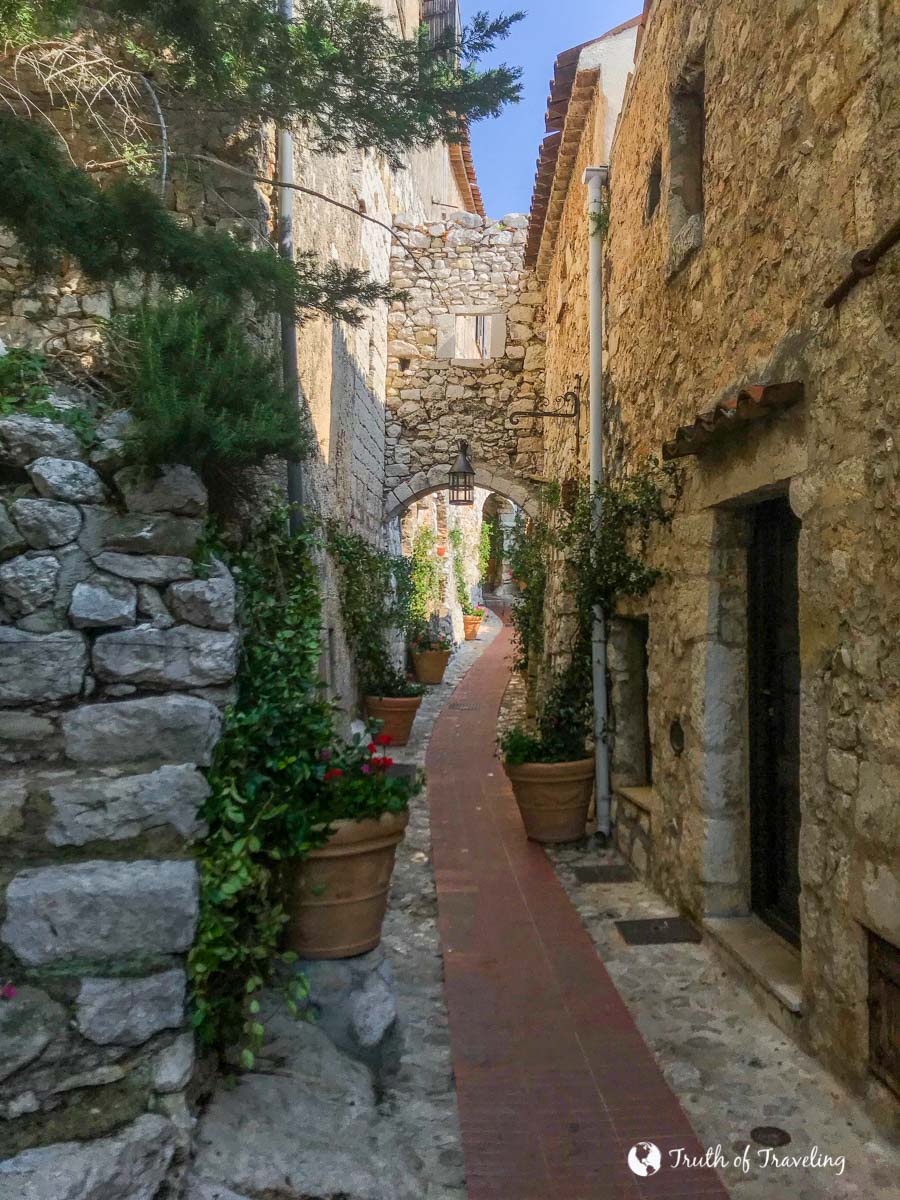 Day Trip to Eze and Mala Beach - Truth of Traveling